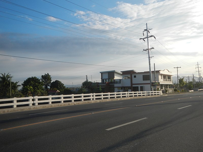 File:9741Landmarks of Bataan Highway 27.jpg