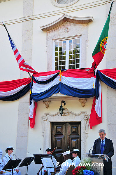 File:Ambassador Allan J. Katz Giving A Speach At The 4th July Party in Lisbon (7538690224).jpg