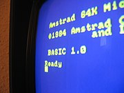 CPC 464のカラーディスプレイでのBASIC画面。