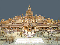 カンボジアのアンコール・トム遺跡の中心にあるバイヨン寺院の再建