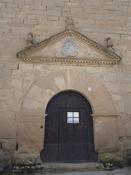 File:Arbués. Casa Ayala.jpg