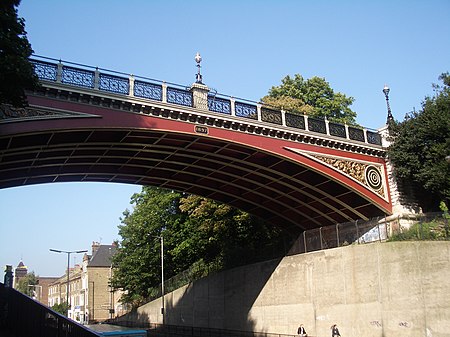 Archway Bridge 2005.jpg