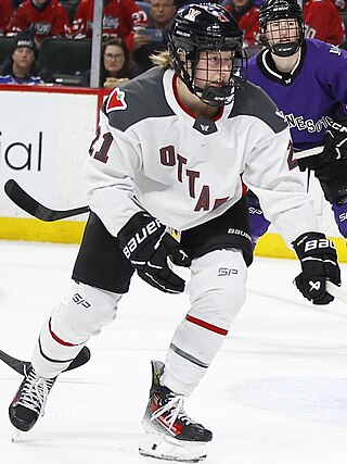 <span class="mw-page-title-main">Ashton Bell</span> Canadian ice hockey player (born 1999)