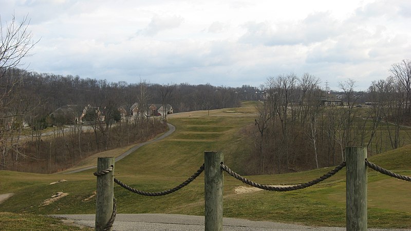 File:Aston Oaks Golf Course.jpg