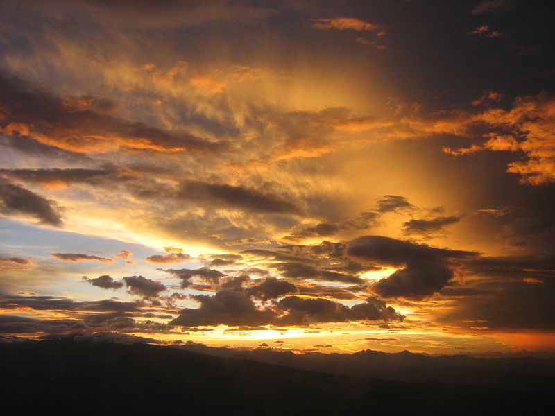 File:Atardecer cucuta.JPG