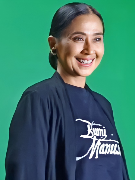 File:Ayu Laksmi in 2019.png