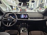 A BMW iX3 belső tere