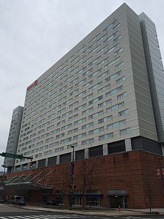 <span class="mw-page-title-main">Hilton Baltimore</span> Hotel located on West Pratt Street in Baltimore, Maryland, US