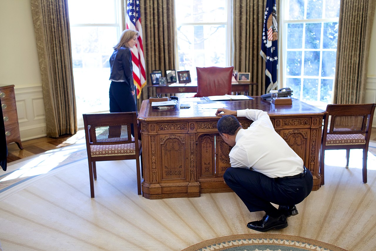 File Barack Obama With Caroline Kennedy Looking At Resolute Desk