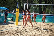 Deutsch: Beachvolleyball bei den Olympischen Jugendspielen 2018; Tag 8, 14. Oktober 2018; Mädchen, Achtelfinale – Bolivien-Puerto Rico 0:2 (18–21/18–21 ) English: Beach volleyball at the 2018 Summer Youth Olympics at 14 October 2018 – Girls Round of 16 – Bolivia-Puerto Rico 0:2 (18–21/18–21 )