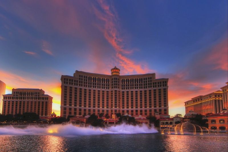 File:Bellagio Fountain, Las Vegas (Time Lapse Movie) (5395252538).jpg