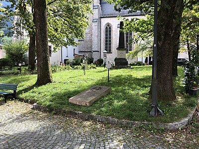 Berengarplatz im Hintergrund die Stiftskirche