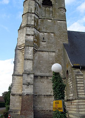 Berneuil clocher (danger).jpg