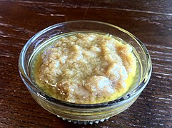 https://upload.wikimedia.org/wikipedia/commons/thumb/d/d8/Blended_garlic_confit.jpg/241px-Blended_garlic_confit.jpg