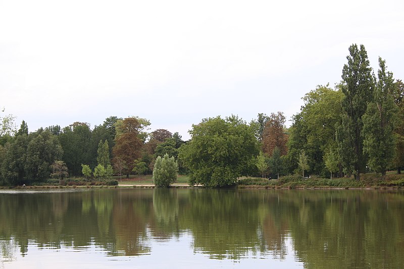 File:Bois de Vincennes 20060816 14.jpg