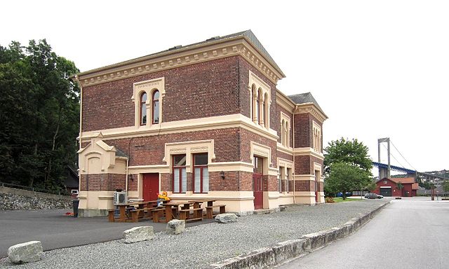 The main building at Brevik Station in 2012