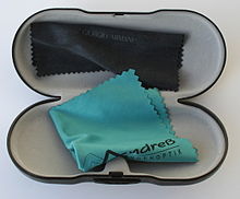 Cloth for cleaning glasses Brillenputztucher-trocken.jpg