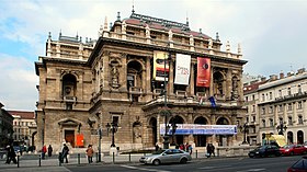 Budapest Opera front view.jpg
