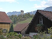 Blick von Gretschins auf die Burg Wartau