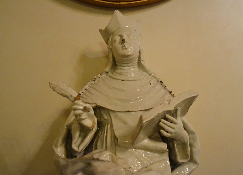 File:Bust de santa Teresa, avantcambra del palau del marqués de Dosaigües.JPG