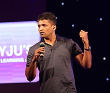 Byju Raveendran главен изпълнителен директор Byju's (изрязан) .jpg