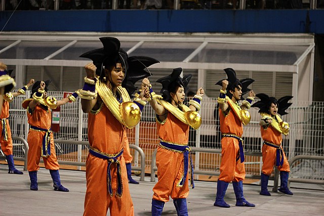 Parade revelers dressed as Goku at the 2013 Brazilian Carnival