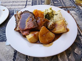 <span class="mw-page-title-main">Carvery</span> Restaurant or pub serving freshly sliced meat