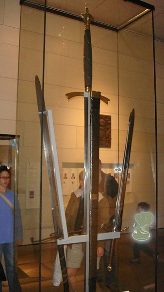 File:Ceremonial swords National Museum of Scotland 03.JPG