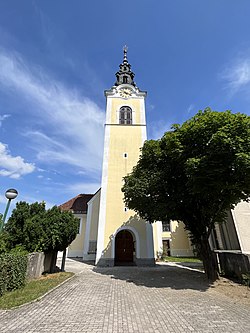 Cerkev sv. stefana v stepanjski vasi.jpg