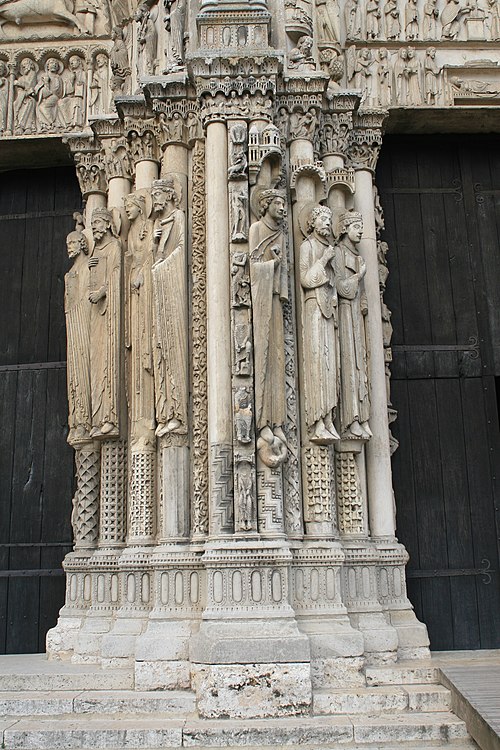 Jambs of the center doorway of the Royal Portal, with statues of the men and women of the Old Testament
