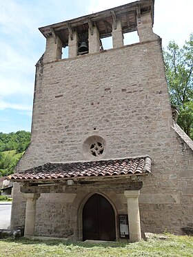 Clocher-peigne de l'église de La Rouquette.jpg
