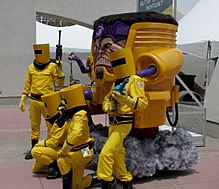 Cosplay d'agents de l'AIM et de MODOK.