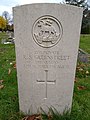 Commonwealth War Graves at the Queen's Road Cemetery 65.jpg