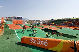 Competições de ciclismo no Parque Radical (28947825782) .jpg