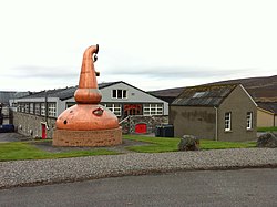 Copper still at Glenfarclas distillery - geograph.org.uk - 3237457.jpg