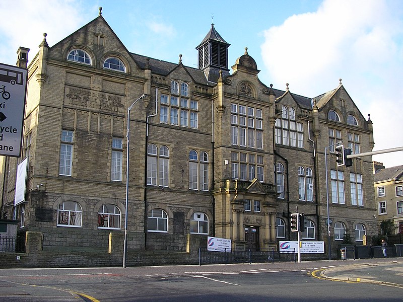 File:Coral College, Bradford.jpg