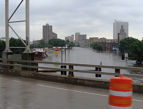 A view of Cedar Rapids from I-380 during the 2008 flood