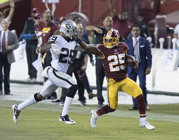 File:David Amerson, Chris Thompson (36592741924).jpg