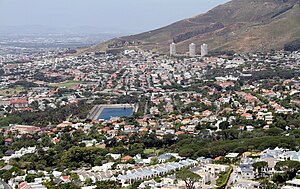 With the suburbs of Devil's Peak, Vredehoek, Oranjezicht and Higgovale in the foreground, the unrestricted view enjoyed by residents of Disa Park can be appreciated Devil's Peak Vredehoek, Oranjezicht and Higgovale in Cape Town, South Africa.jpg