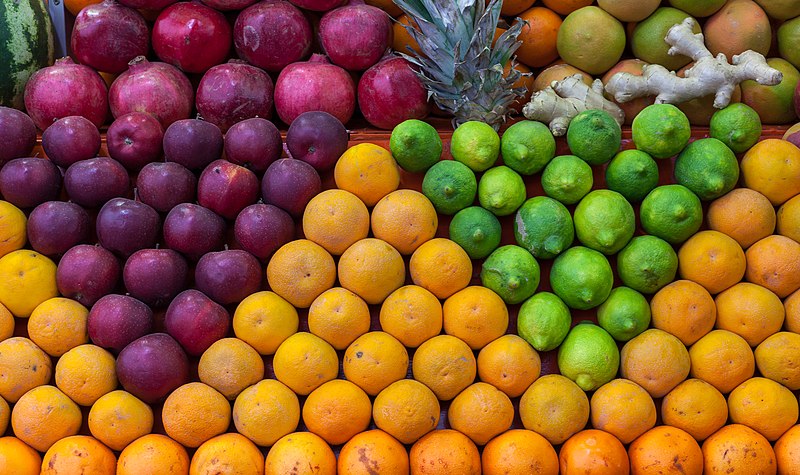 File:Different fruits on a market.jpg