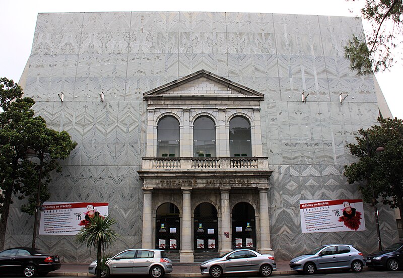 File:Draguignan Theatre Municipal 1.jpg