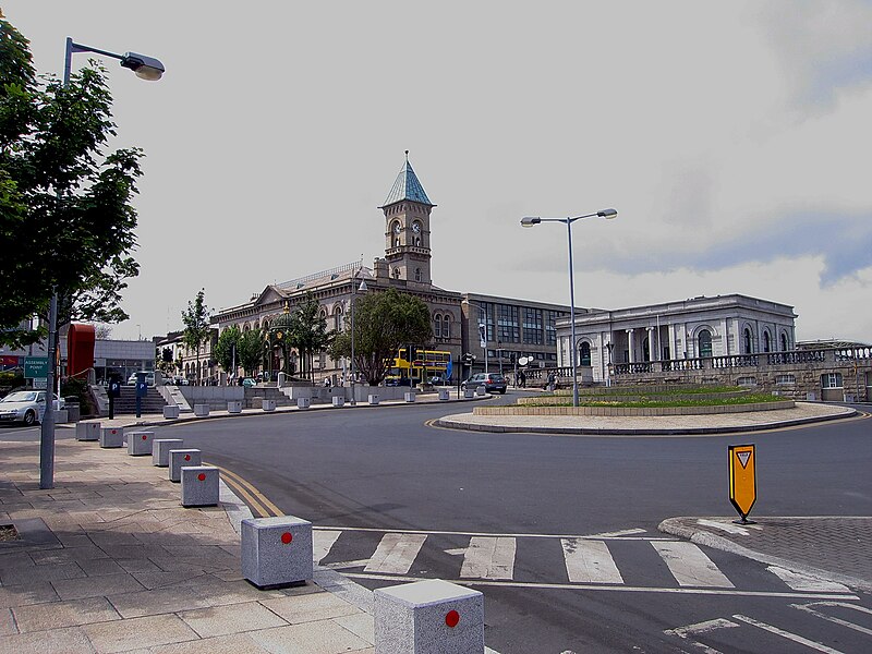 File:Dun Laoghaire Town Hall.jpg