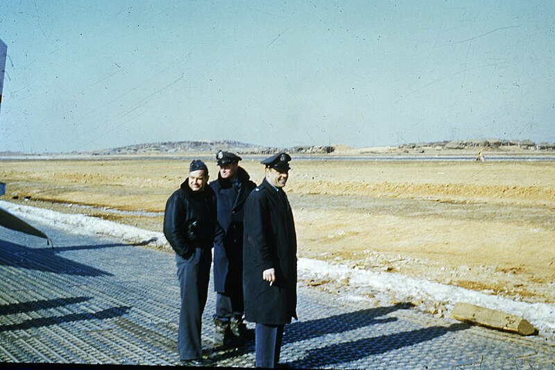 File:Eddie Richenbacher Junior at Puson Korea.jpg