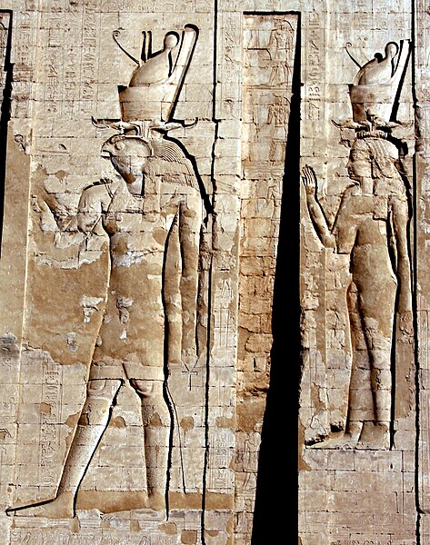 File:Edfu Temple 9610.JPG