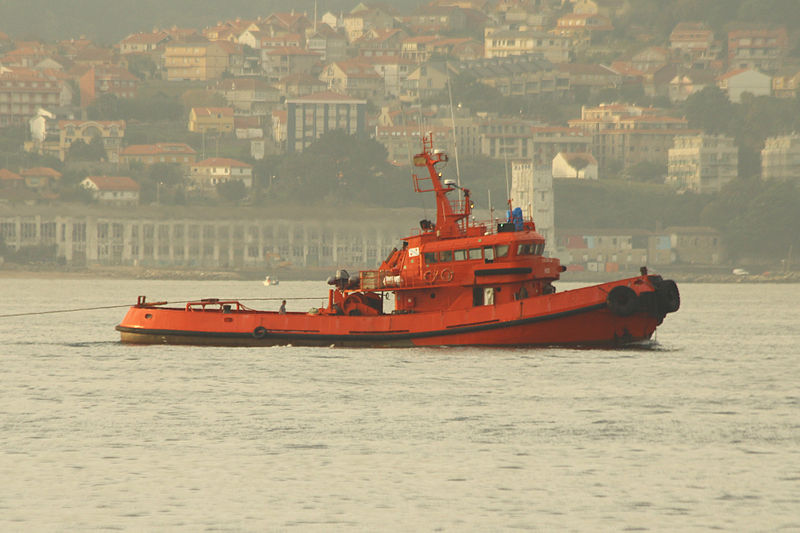 File:El remolcador Pau da Luz ha arrastrado la fragata desde Ferrol a Vigo (15424809140).jpg