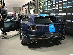 Ferrari_GTC4Lusso,_Grand_Basel_2018_(Ank_Kumar,_Infosys)_01