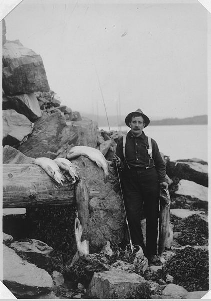 File:Fisherman with catch. - NARA - 298001.jpg