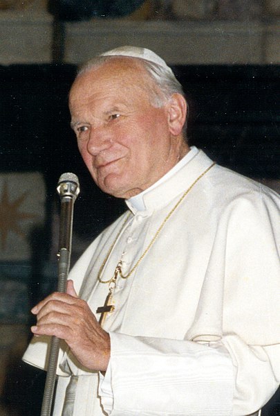 File:George H W Bush and Pope John Paul II (cropped).jpg