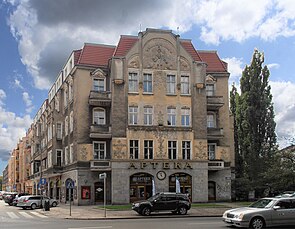 View of the tenement house from Grunwaldzki Square