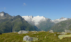 View from St. Pöltner Ostweg (Grünsee) to the Großvenediger (center of the picture, glacier summit).  On the right is the flat Habach.